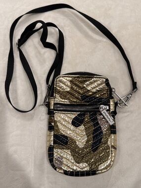 Icecream Metallic Gold and Black Quilted Crossbody Phone Pouch